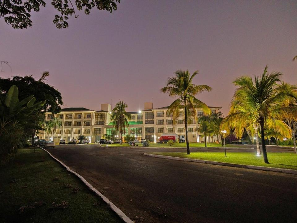 Araguaia Hotel Barra do Garças Esterno foto